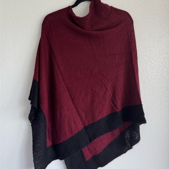 CELESTE Womens Poncho Shawl One-size Fall Burgundy Black Wool Cashmere Blend - Picture 2 of 7